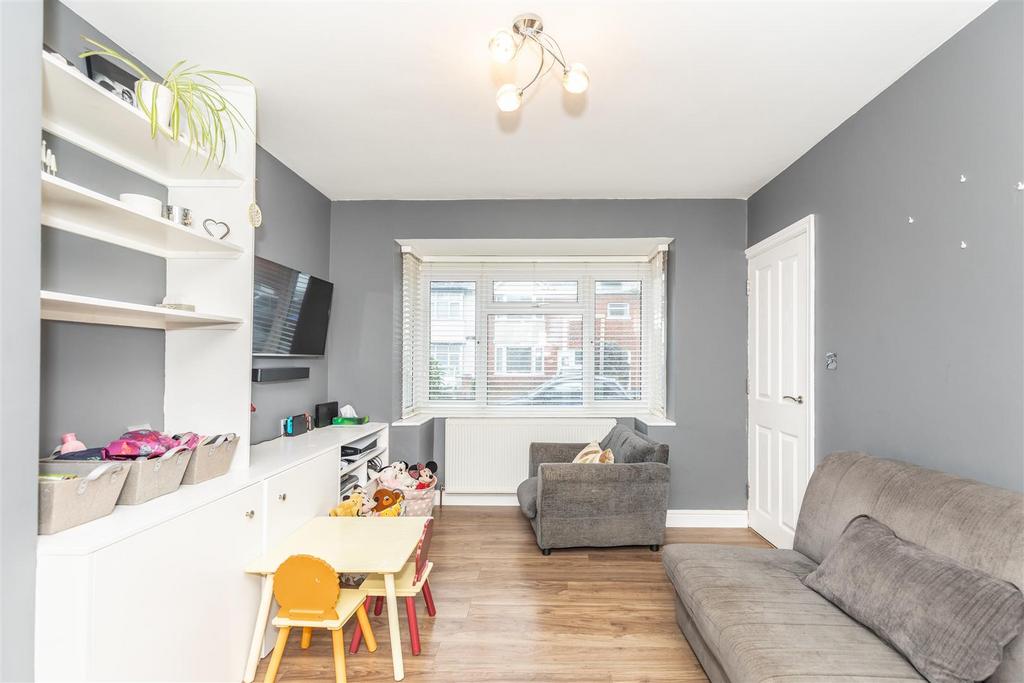 St. Elmo Road, Worthing 3 bed terraced house £350,000