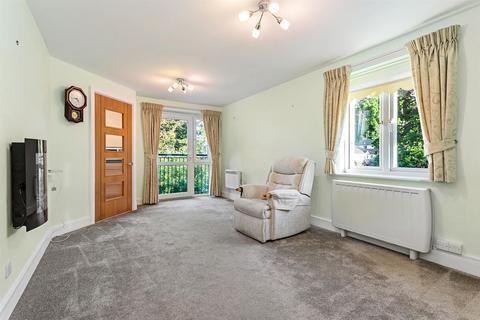 1 bedroom apartment for sale, Penlee Close, Edenbridge