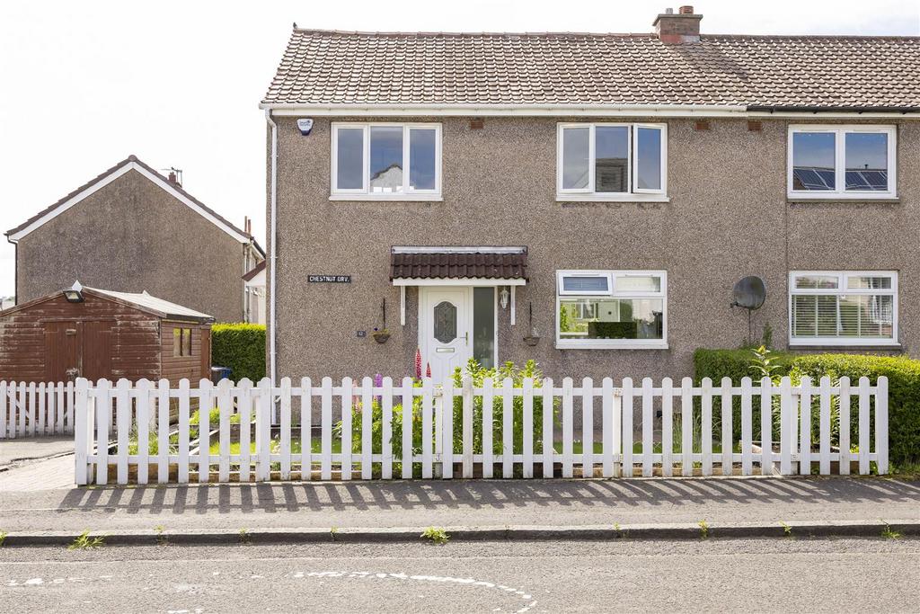 Chestnut Drive, Lenzie 3 bed semidetached house £230,000