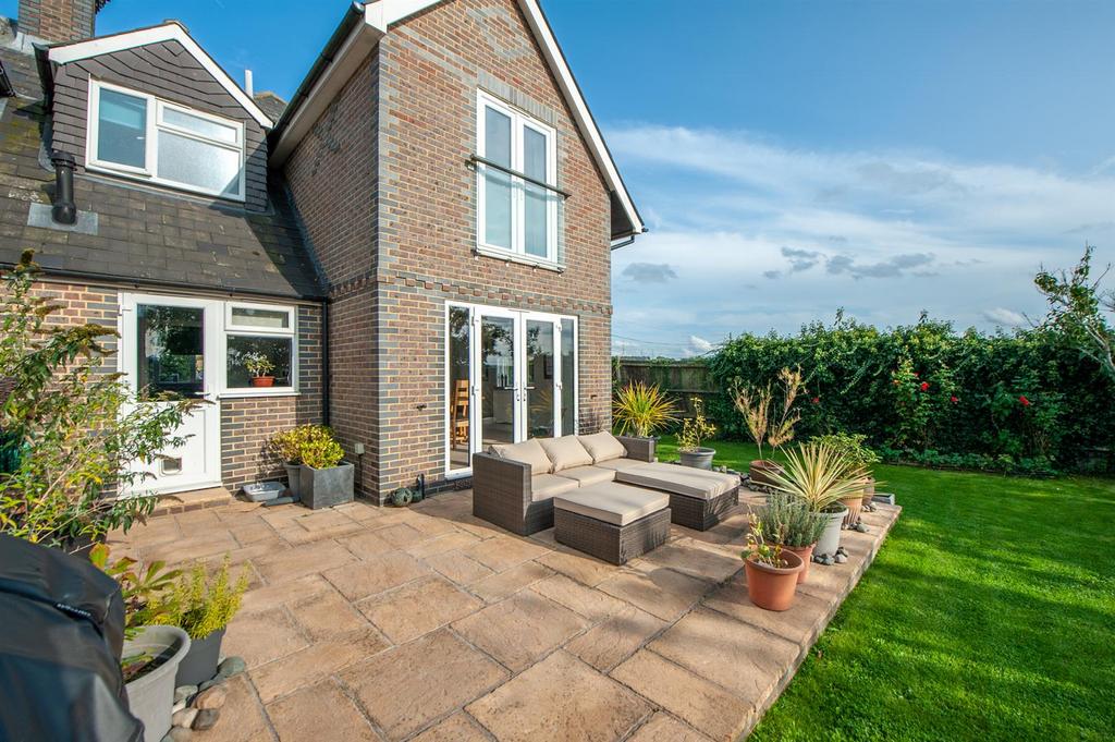 Old Church Road, Burham 3 bed end of terrace house for sale £475,000