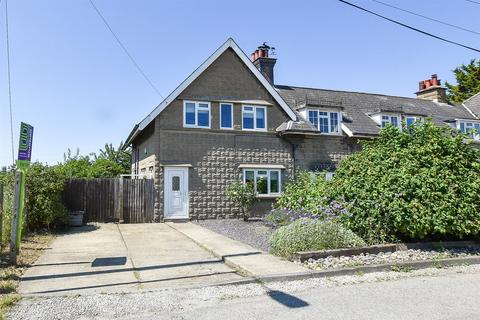 3 bedroom end of terrace house for sale, Old Church Road, Burham