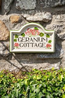 4 bedroom detached house for sale - Geranium Cottage, Burry Lane, Reynoldston, Swansea