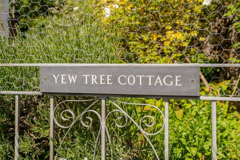 4 bedroom cottage for sale, Yew Tree Cottage, Reynoldston, Swansea