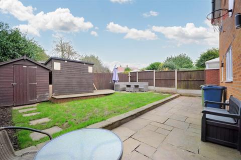 4 bedroom detached house for sale, Thomas Avenue, Stone