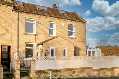 3 bedroom end of terrace house to rent, Oaklands, Brighouse, HD6