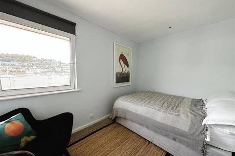 2 bedroom flat for sale, North Embankment, Dartmouth