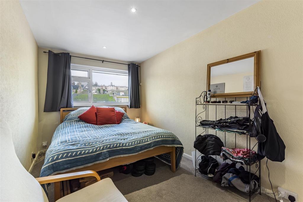 Bedroom 2.jpg
