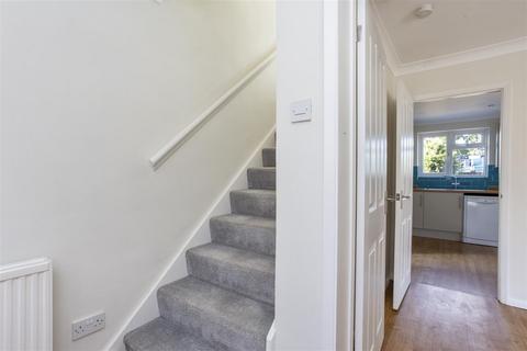 13 Lyfield, Oxshott, Leatherhead, KT22 0SH