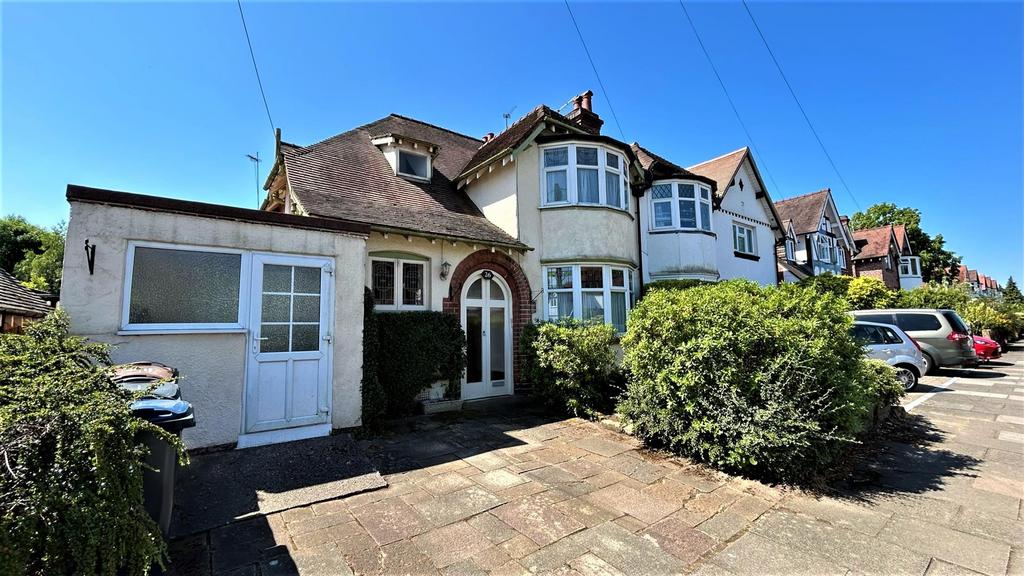 Tenbury Road, Birmingham B14 3 bed semidetached house for sale £410,000
