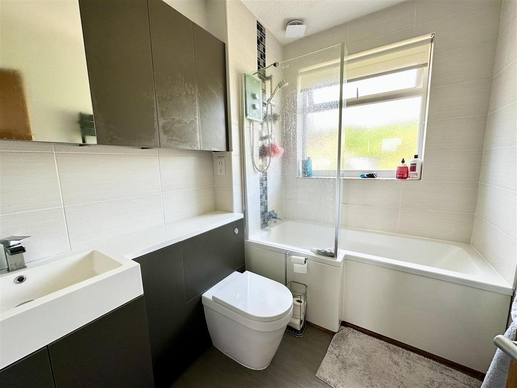 Bathroom.jpeg