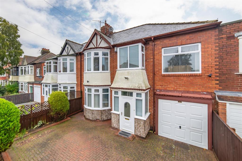 Mountfield Gardens, Kenton, Newcastle Upon Tyne 4 bed semidetached