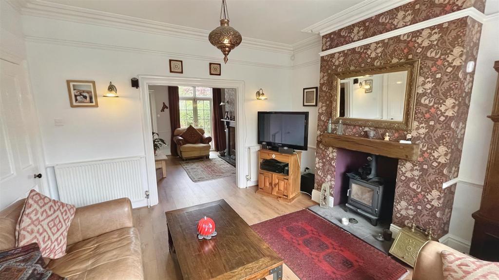 Open Plan Living Room - Front