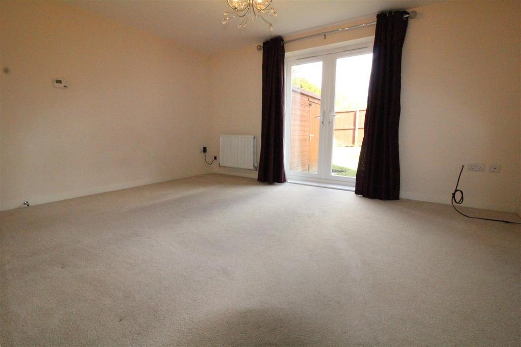 Rochester Road, Birstall, Batley 3 bed townhouse £895 pcm (£207 pw)