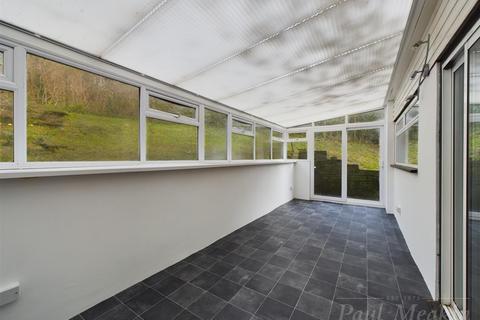 181 Markfield, Croydon, CR0 9HR