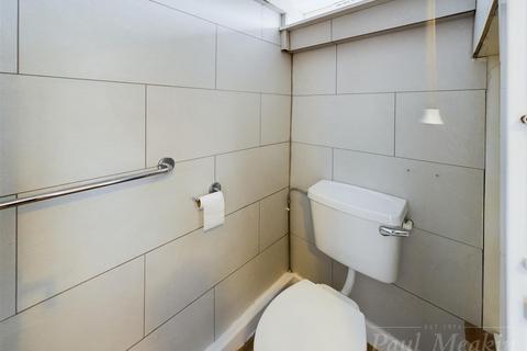 181 Markfield, Croydon, CR0 9HR
