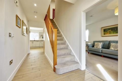 4 bedroom detached house for sale, 5 Felstead View, Bentham