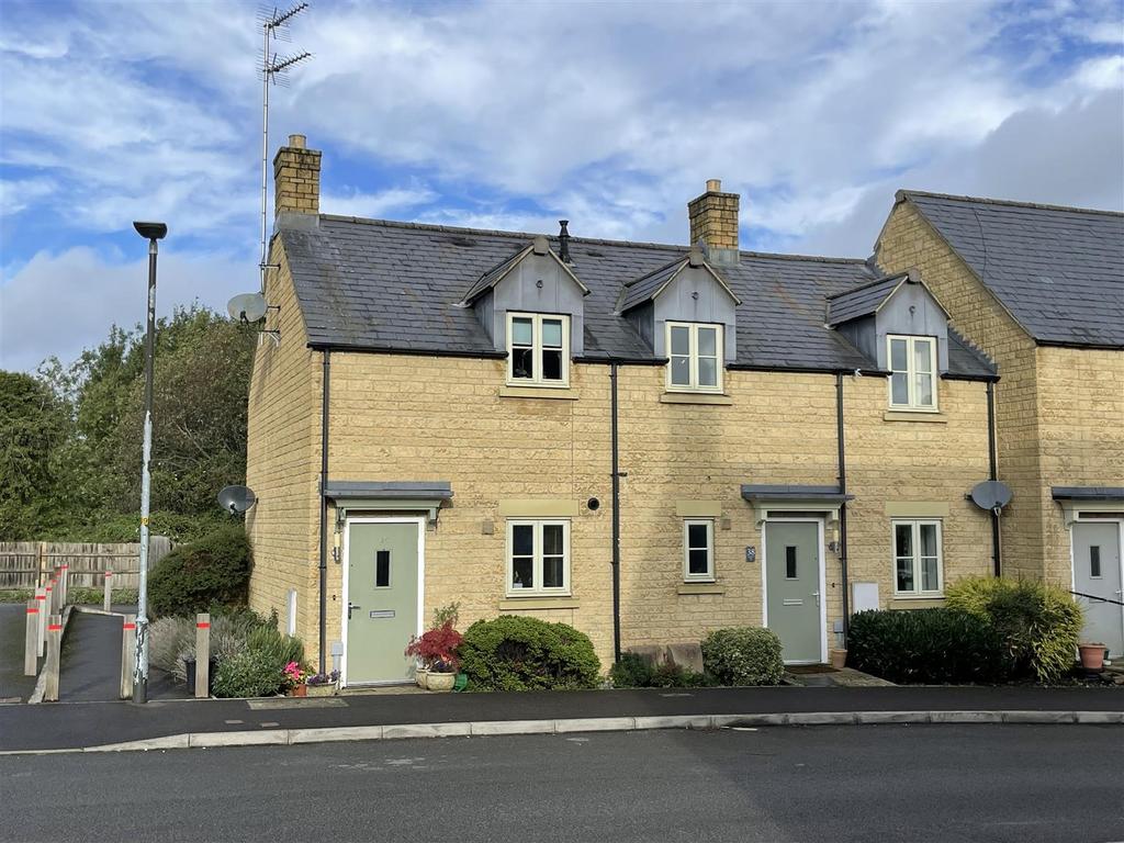 Barnsley Way, BourtonOnTheWater, Cheltenham 2 bed flat for sale £
