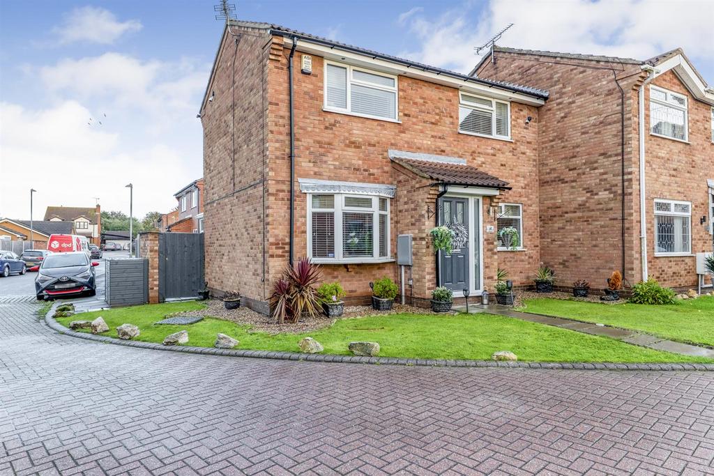 Aintree Close, Bedworth 3 bed semidetached house for sale £249,995