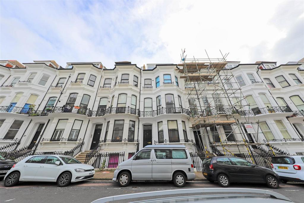 St. Michaels Place, Brighton 1 bed apartment to rent £1,400 pcm (£323 pw)