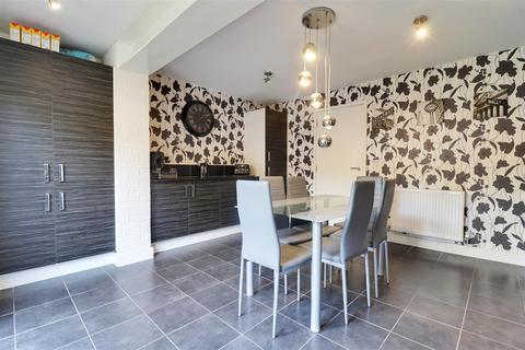 3 bedroom townhouse for sale, Boothferry Park Halt, Hull