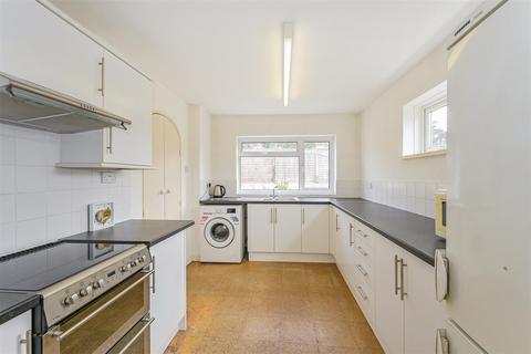 3 bedroom end of terrace house for sale, Little Breach, Chichester