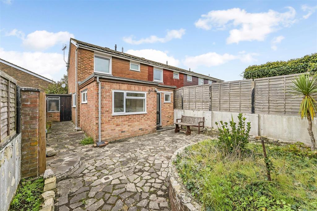 Little Breach, Chichester 3 bed end of terrace house for sale £300,000