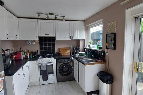 54 Swanspool, Peterborough, PE3 7LS