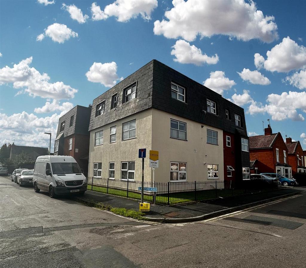 Gladstone Road, Linden, Gloucester 1 bed apartment for sale £97,500