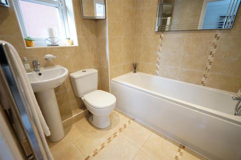 12 Copperfields, Lostock, Bolton, BL6 4HZ