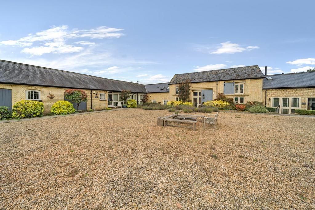 Brook Lane, Flitton, MK45 3 bed barn conversion for sale £650,000