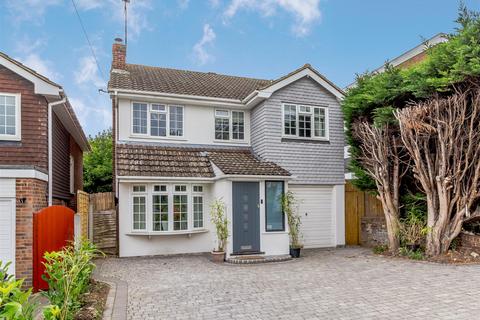 4 bedroom detached house for sale, Kavanaghs Road, Brentwood, Essex