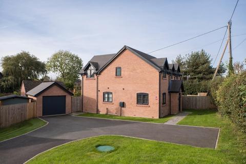 4 bedroom detached house for sale, Chester Road, Alpraham