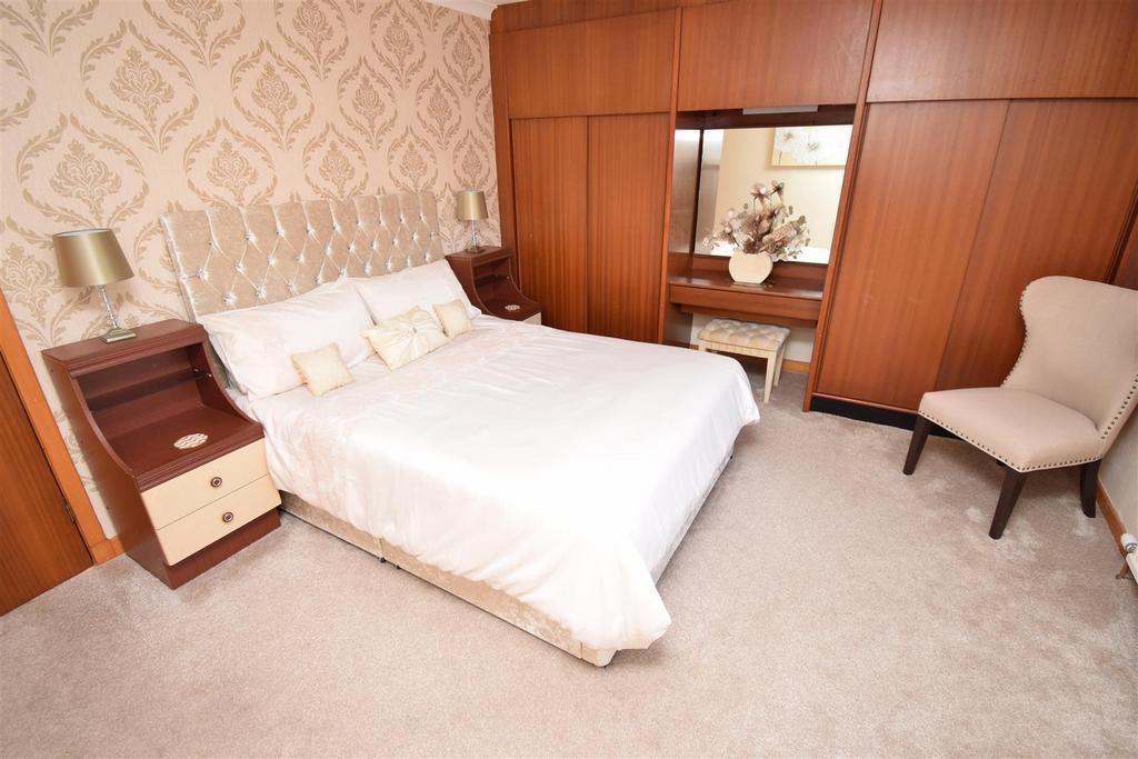 Bedroom two.jpg