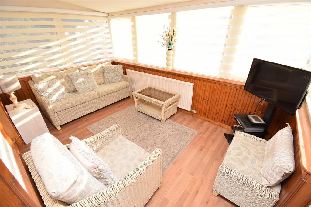 Sunroom.jpg