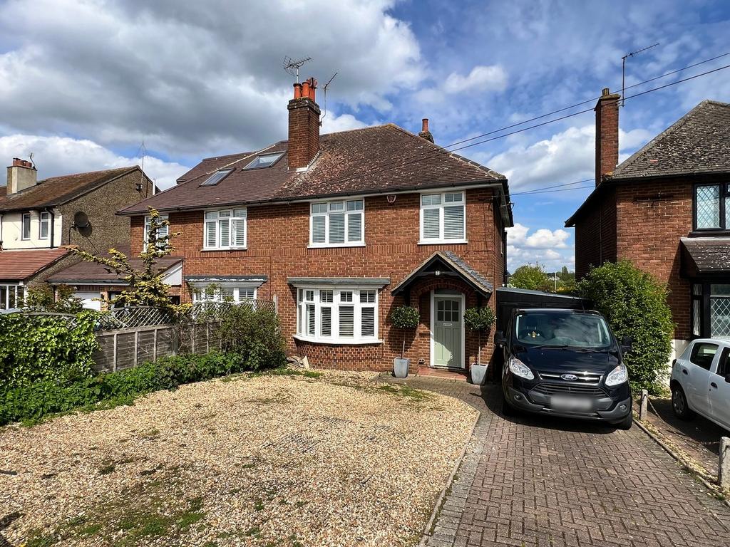 Brocket Road, Welwyn Garden City, AL8 3 bed semidetached house for