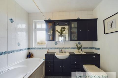 14 Brocket Road, Welwyn Garden City, AL8 7TY