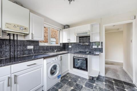 10 Cyclamen Way, Epsom, KT19 9LY