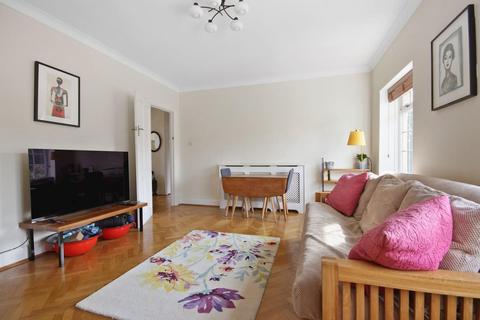Flat 18, Torrington Court Crystal Palace Park Road, London, SE26 6NT