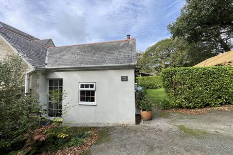 1 bedroom semi-detached house for sale, Stable End, Lostwithiel