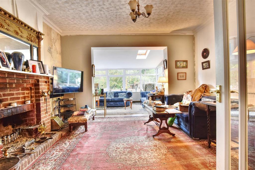 Meads Road, BexhillOnSea 5 bed detached house for sale £675,000