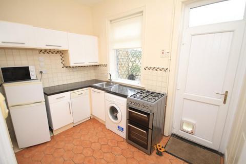 10 Airedale Crescent, Bradford, BD3 0JX