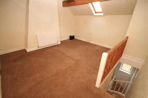 10 Airedale Crescent, Bradford, BD3 0JX