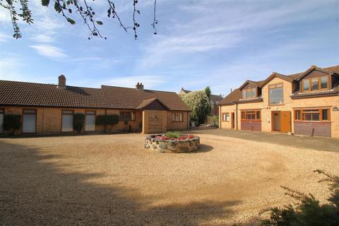 10 bedroom detached bungalow for sale, March Road, Coates, Whittlesey, Peterborough