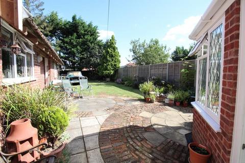 3 bedroom semi-detached house for sale, Swallow Crescent, Innsworth, Gloucester