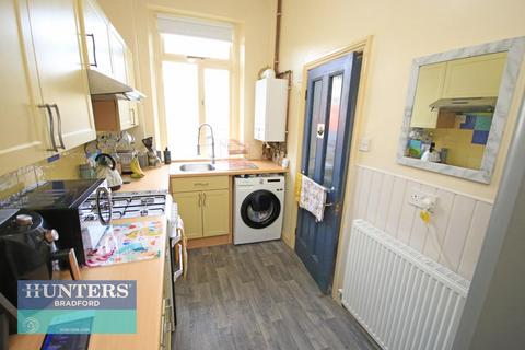 39 Beacon Road, Wibsey, Bradford, BD6 3EY