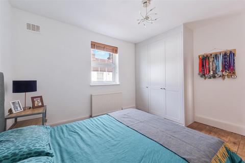 24 Providence Place, Epsom, KT17 4BB