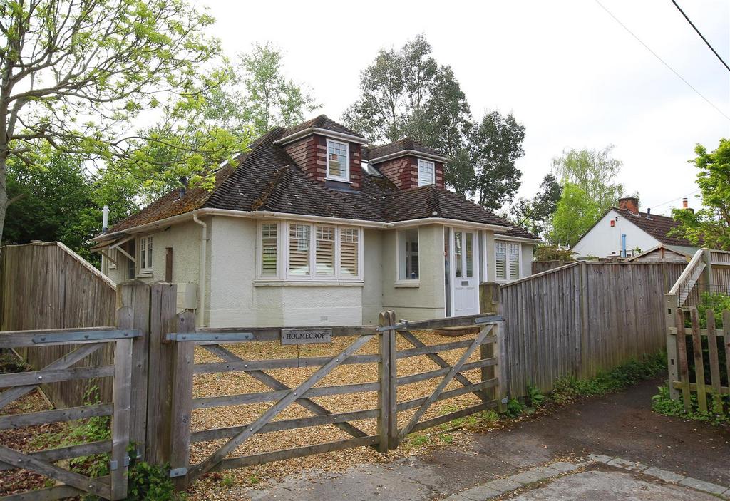 Partridge Road, Brockenhurst 3 bed detached house to rent £1,950 pcm