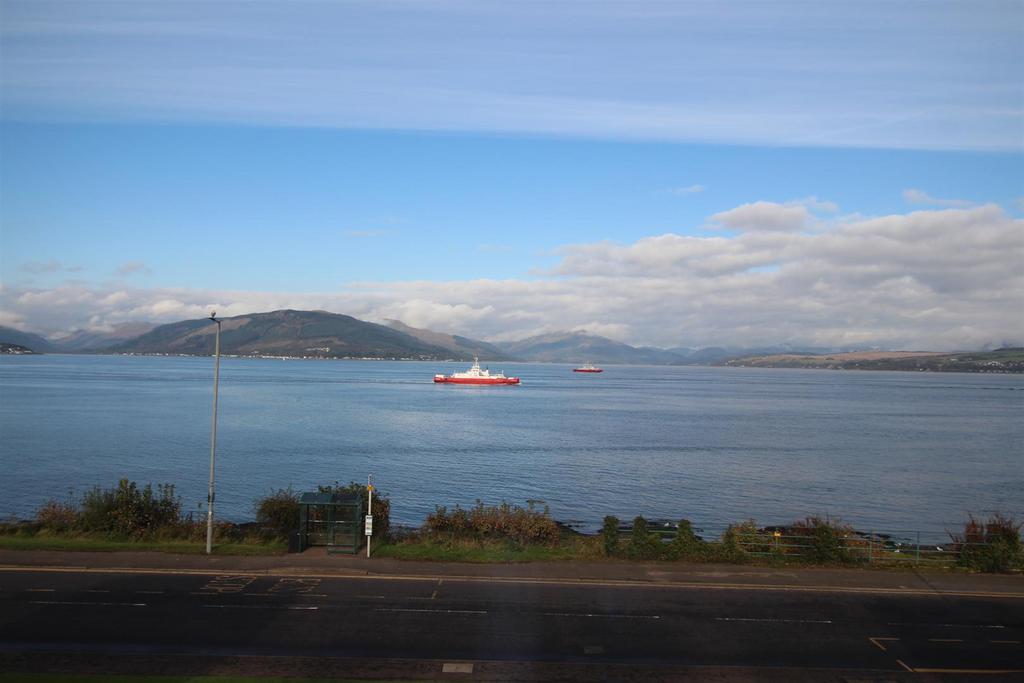 Balmoral Place, Cloch Road, Gourock 2 bed flat for sale £168,000