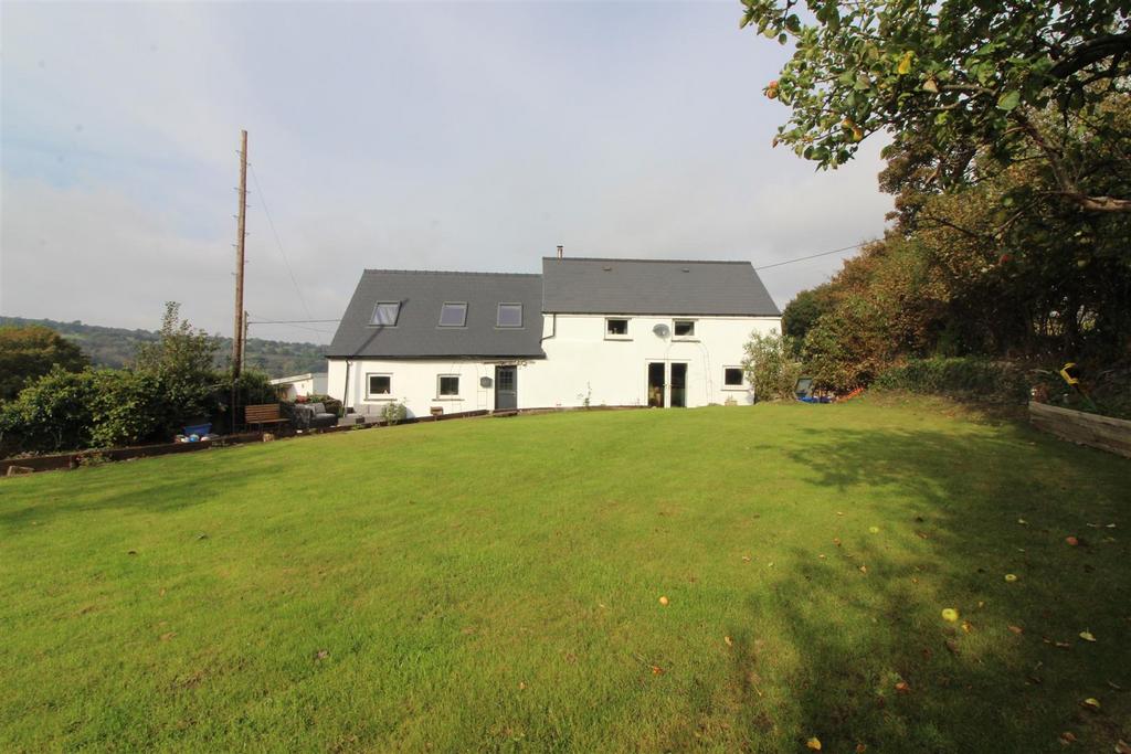 Twyn Gwyn Farm Lane, Mynyddislwyn NP11 4 bed cottage for sale £599,000