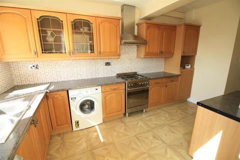 3 bedroom house to rent - Perry Road, Nottingham